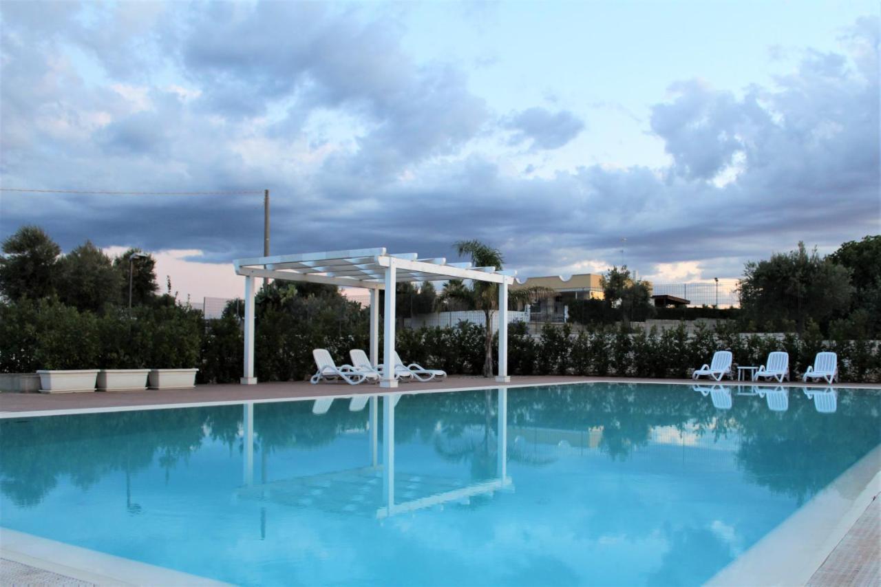 Villa Maria - Apartments In Villa With Pool 폴리나노 아마레 외부 사진