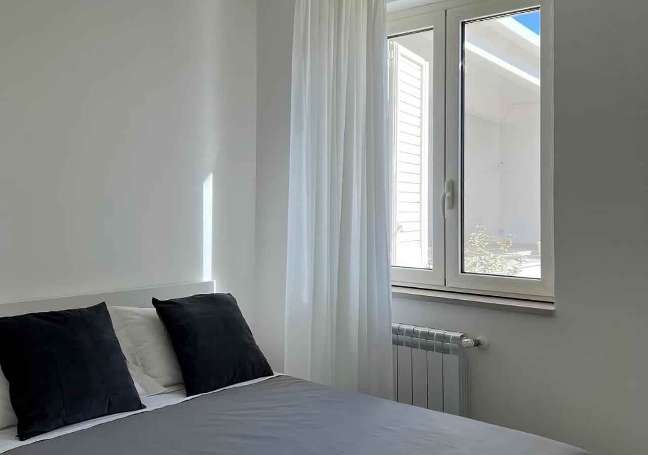 Villa Maria - Apartments In Villa With Pool 폴리나노 아마레 외부 사진