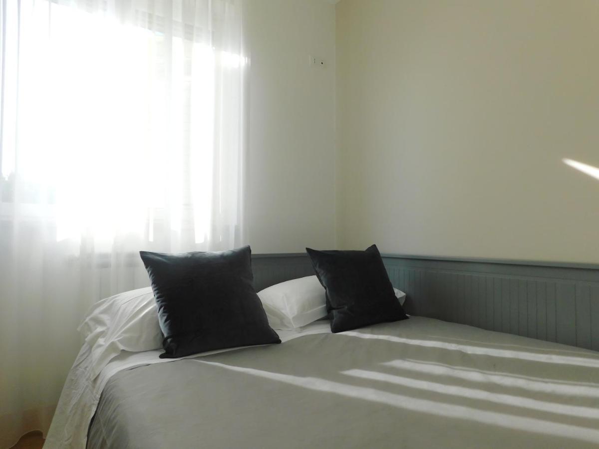 Villa Maria - Apartments In Villa With Pool 폴리나노 아마레 외부 사진