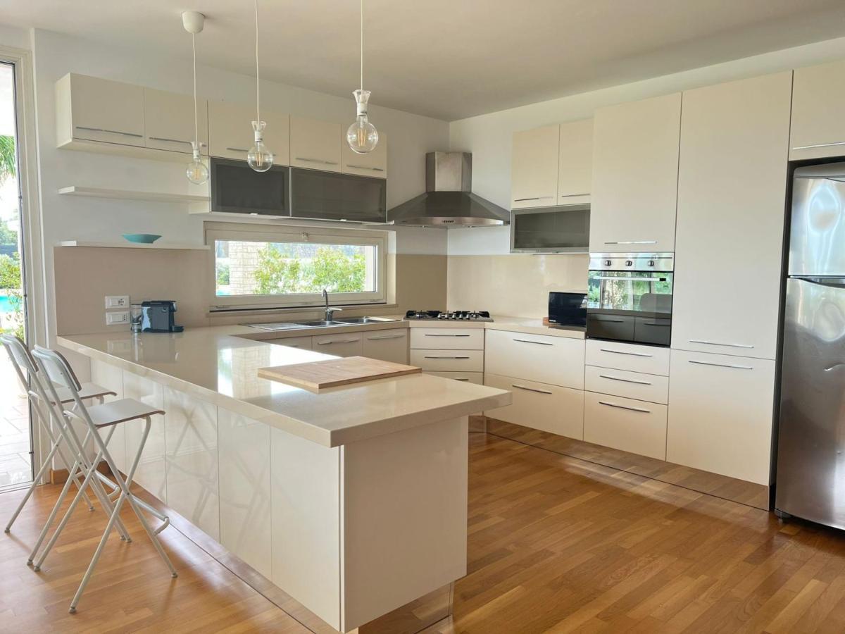 Villa Maria - Apartments In Villa With Pool 폴리나노 아마레 외부 사진